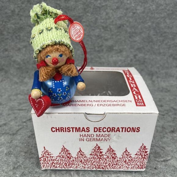 Vintage Steinbach Handcrafted Wood Ornament Girl With Heart Made in Germany - Picture 2 of 7